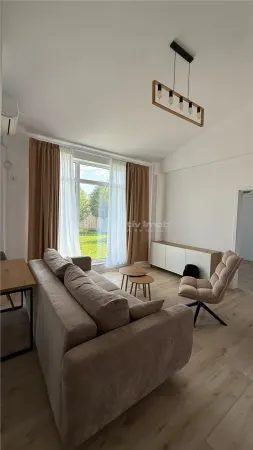 Casă 4 camere Ostratu - poza 3