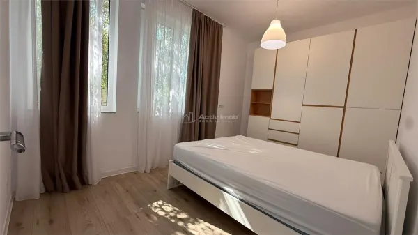 Casă 4 camere Ostratu - poza 8