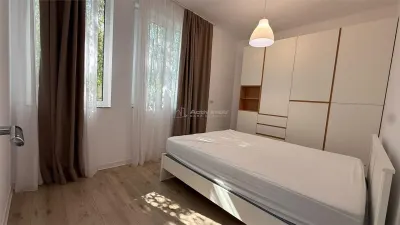 Casă 4 camere Ostratu - poza 8