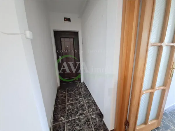 Apartament 3 camere Bacău - poza 12