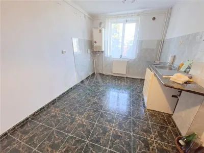 Apartament 3 camere Bacău - poza 13