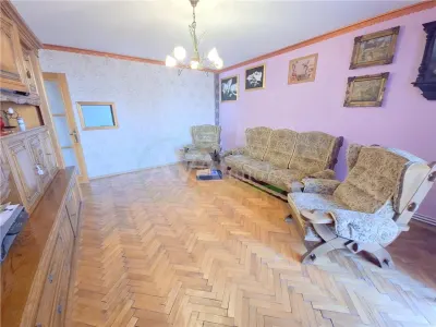 Apartament 3 camere Bacău - poza 5