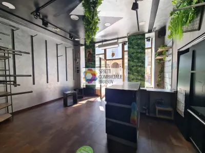 Spatiu comercial ultracentral cu vad- 90 mp - Brasov