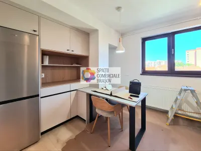 Garsoniera renovată de închiriat, Brasov, zona Centrul Civic,  43 mp. - Brasov