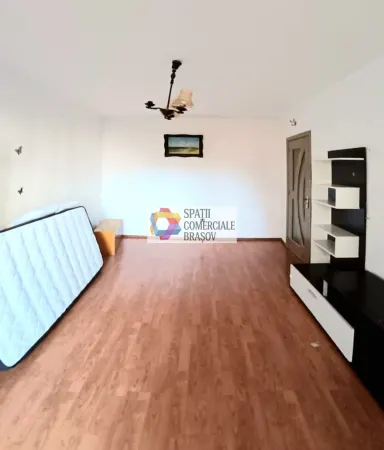 Apartament 3 camere Brașov - poza 1