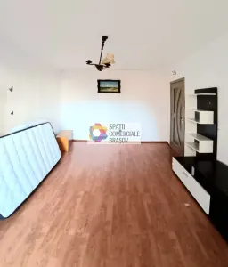 Apartament 3 camere de vânzare Brasov, zona Racadau, 77 mp, Spatii-comerciale-bv - Brasov