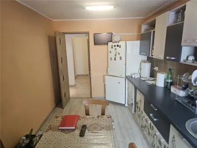 Apartament 3 camere Reșița - poza 16