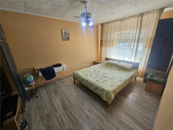 Apartament 3 camere Reșița - poza 20