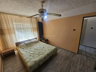 Apartament 3 camere Reșița - poza 32