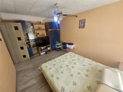 Apartament 3 camere Reșița - poza 33