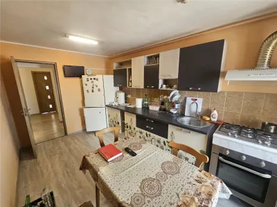 Apartament 3 camere Reșița - poza 34