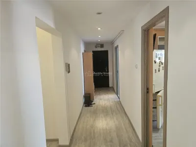 Apartament 3 camere Reșița - poza 10