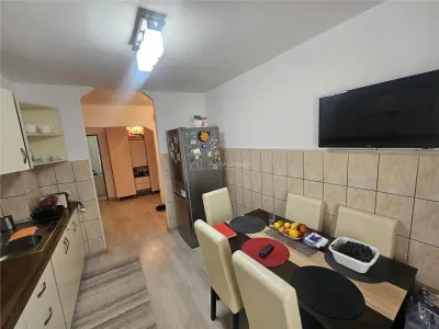 Apartament 3 camere Reșița - poza 18