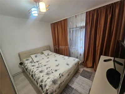 Apartament 3 camere Reșița - poza 3