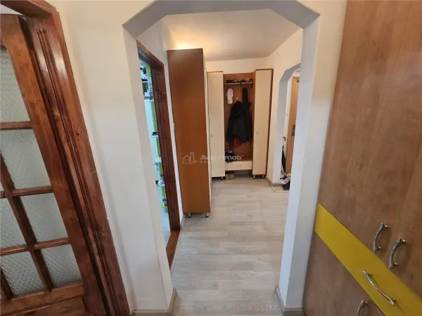 Apartament 3 camere Reșița - poza 31