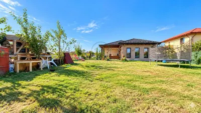Casă 4 camere Miroslava - poza 17