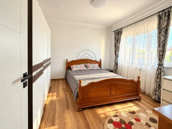 Casă 4 camere Miroslava - poza 8