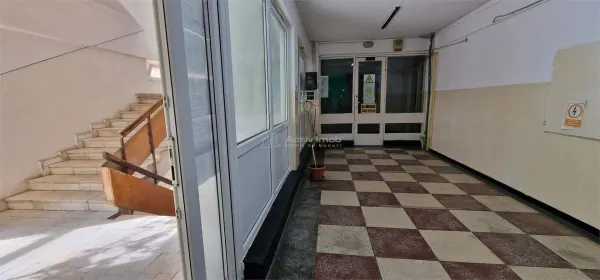 Spațiu comercial Reșița - poza 4