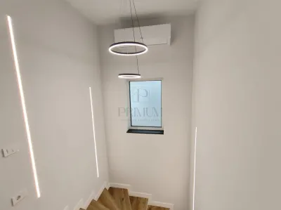 Casă 4 camere Moșnița Nouă - poza 8