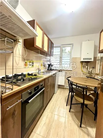 Apartament 2 camere Bacău - poza 1