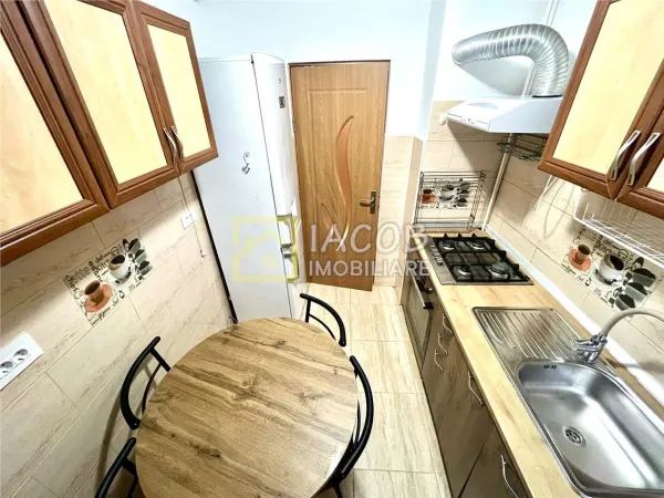 Apartament 2 camere Bacău - poza 2