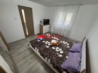 Casă 4 camere Scorteni - poza 9