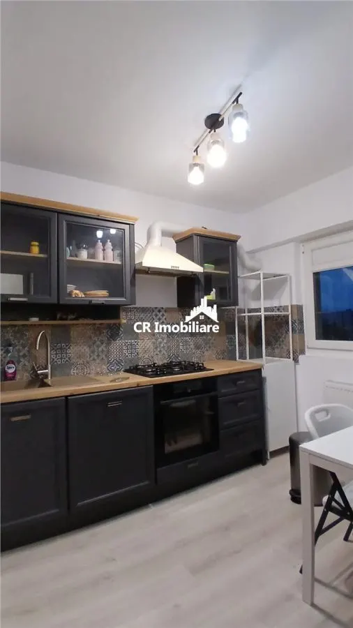 Apartament 3 camere București - poza 1