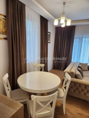 Casă 4 camere Tunari - poza 1