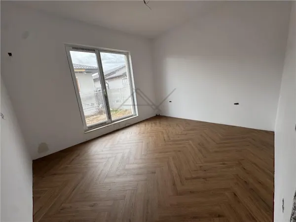 Casă 4 camere Domnești - poza 9