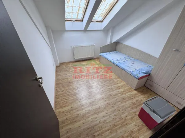 Apartament 3 camere Slatina - poza 4
