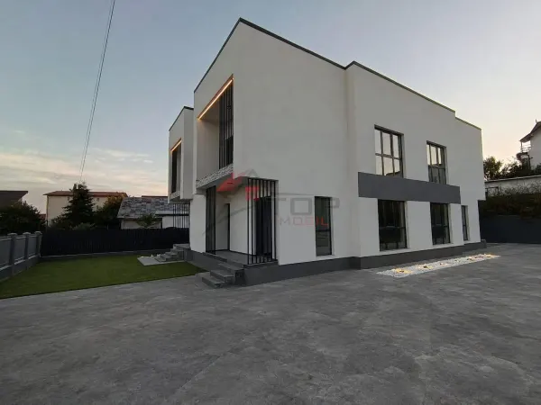 Casă 4 camere Valea Lupului - poza 1