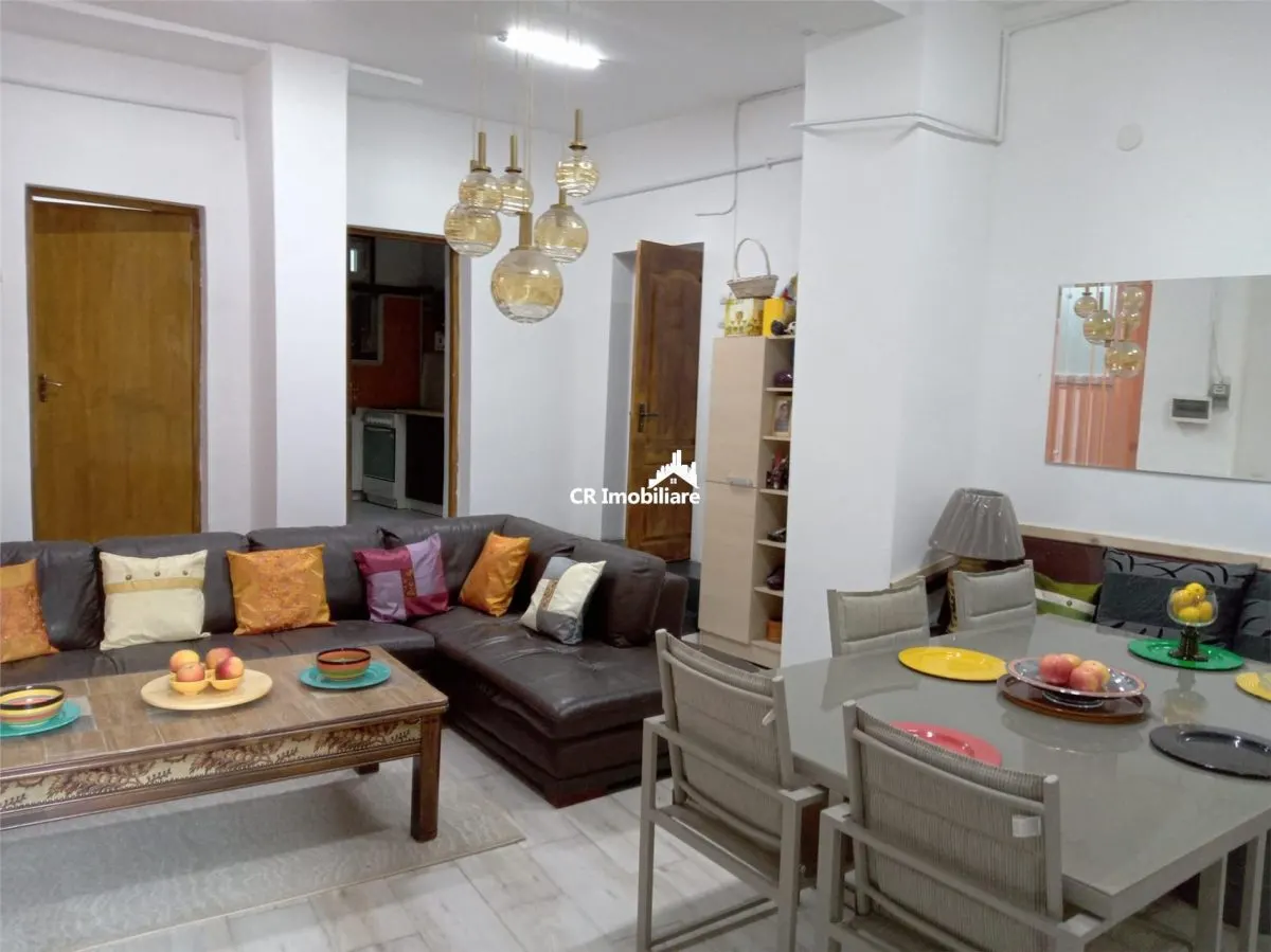 Apartament 5 camere București - poza 1