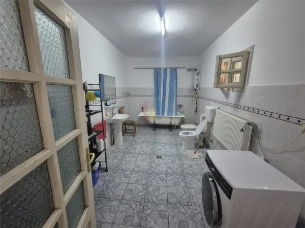 Casă 4 camere Varsatura - poza 18