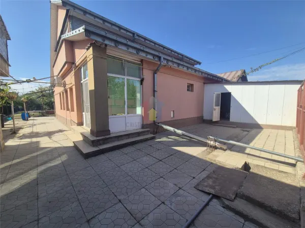 Casă 4 camere Varsatura - poza 4