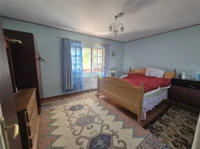Casă 4 camere Varsatura - poza 9