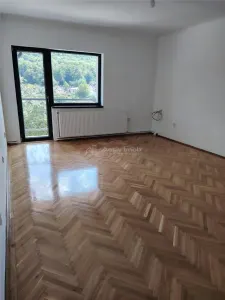 Casă 4 camere Hunedoara - poza 6