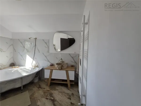 Casă 4 camere Podu Oltului - poza 15