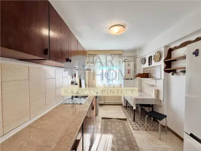 Apartament 3 camere Ploiești - poza 8