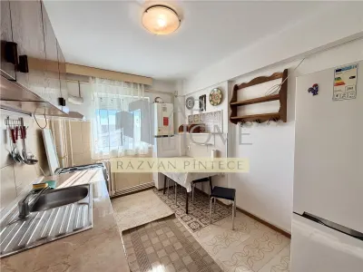 Apartament 3 camere Ploiești - poza 9