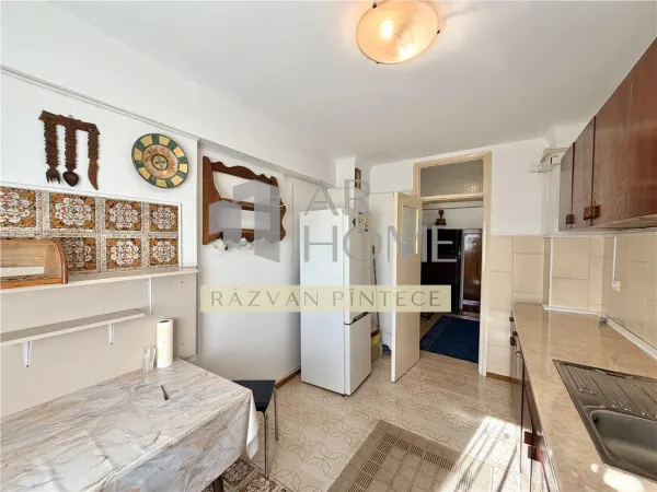 Apartament 3 camere Ploiești - poza 10
