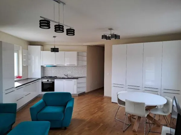 Apartament 3 camere Dumbrăvița - poza 1