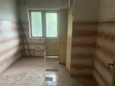 Apartament 3 camere Focșani - poza 11