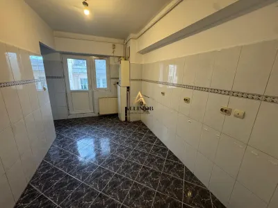 Apartament 3 camere Ploiești - poza 13