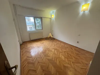 Apartament 3 camere Ploiești - poza 3