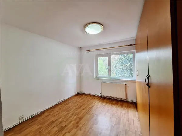 Apartament 2 camere Bacău - poza 4
