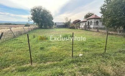 Teren intravilan - 520 mp - Pitesti - Curtea de Arges - Manicesti