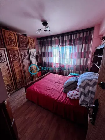 Apartament 3 camere Ploiești - poza 3
