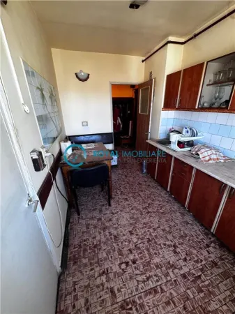 Apartament 3 camere Ploiești - poza 5