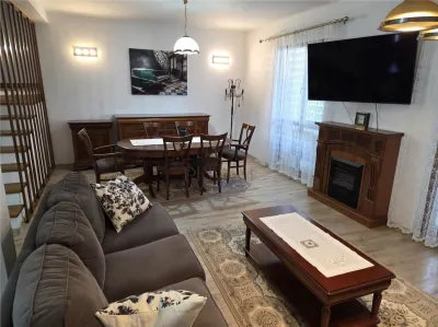 DUMBRAVITA - TRIPLEX SPATIOS - MOBILAT SI UTILAT - ZONA EXCELENTA - Dumbravita