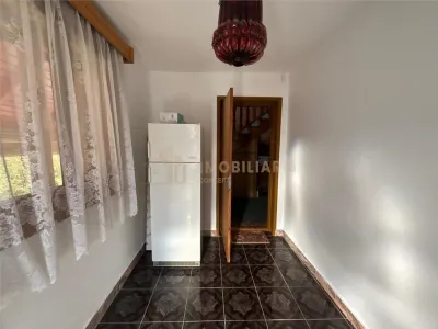Casă 4 camere Finteusu Mic - poza 11